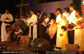  '' ඔහු තවම කුරුසියේ '' පාස්කු නාට්‍ය 2018
